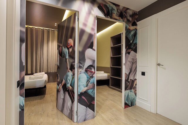 エンジョイ ミロ アパートメンツ