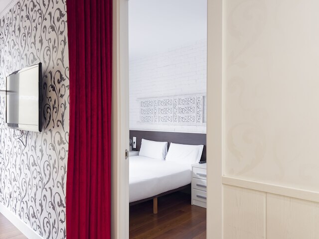 エンジョイ BCN ガウディ アパートメンツ