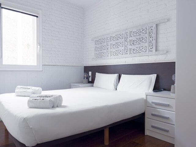 エンジョイ BCN ガウディ アパートメンツ