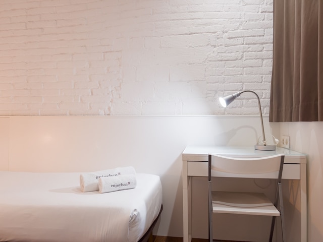 エンジョイ BCN ガウディ アパートメンツ