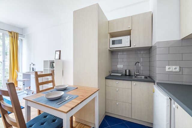 フレンズ アベニュー アパートメント