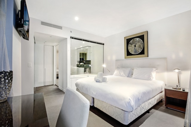 オラクル ブロードビーチ アパートメンツ