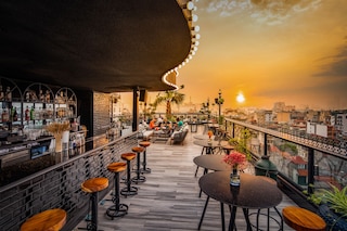 ソラリア ホテル