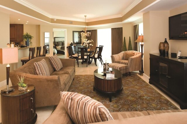 ディズニーランド近くの豪華なベッドルーム 4 室 / バスルーム 3 室、リユニオン リゾート