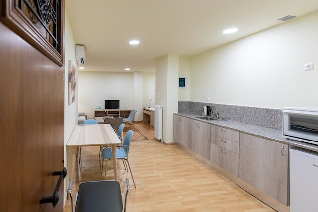 アテネ キニスカ アパートメンツ