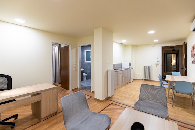 アテネ キニスカ アパートメンツ