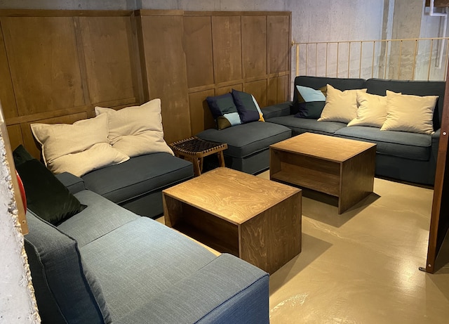 シュイ ホステル