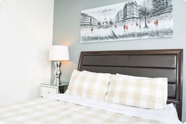 ラグジュアリー コンドミニアムズ アット ヨーク ストリート