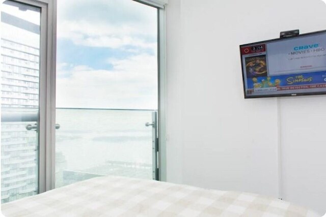 ラグジュアリー コンドミニアムズ アット ヨーク ストリート