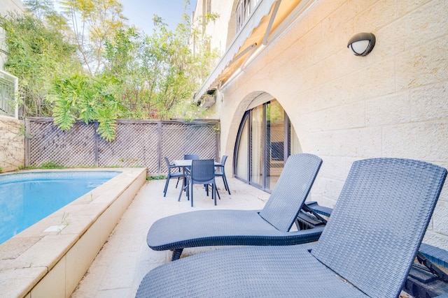 マミーラ プール - デイビッズ ビレッジ - エルサレム - レント