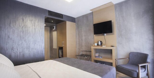 レッドストーン ホテル