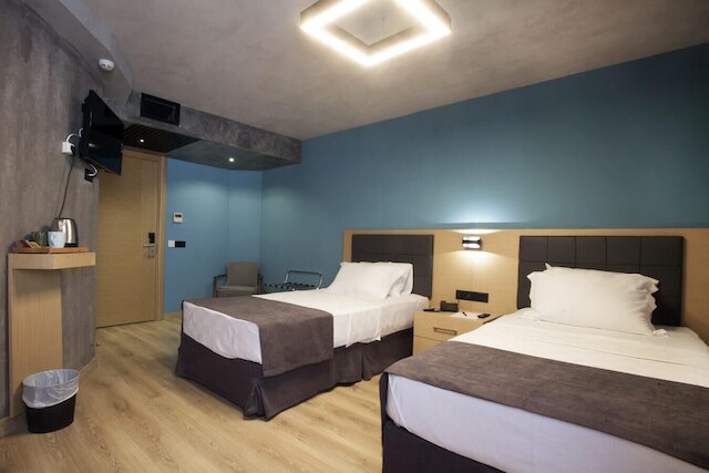 レッドストーン ホテル