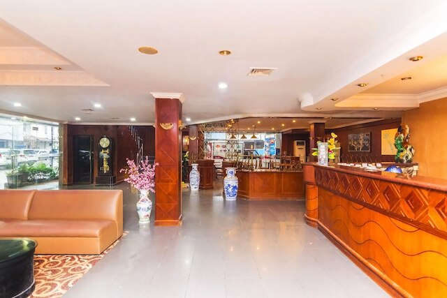 OYO 2065 ホーリー セントーサ ホテル