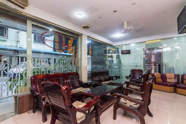 OYO 2097 ホテル ラクサナ イン