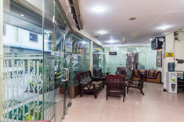 OYO 2097 ホテル ラクサナ イン