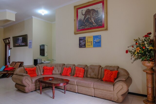 スポット オン 1767 ヴィラ アングール パンデルマン