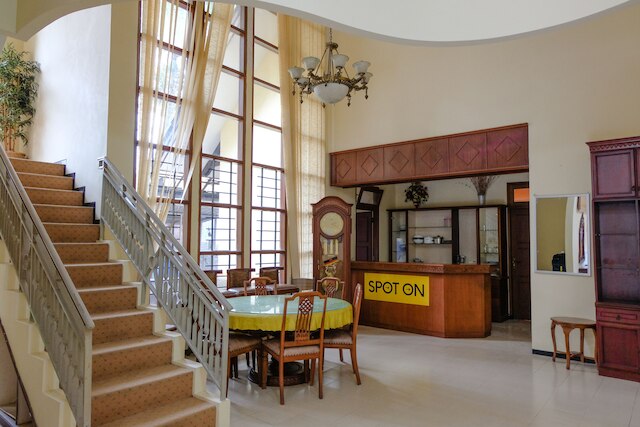 スポット オン 1767 ヴィラ アングール パンデルマン