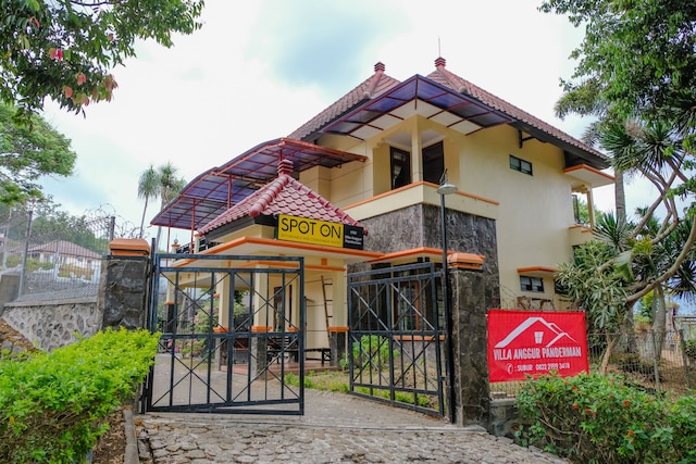 スポット オン 1767 ヴィラ アングール パンデルマン