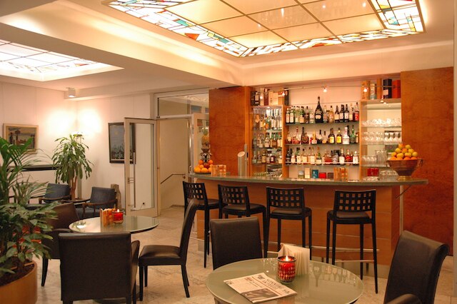 ホテル ウンガー