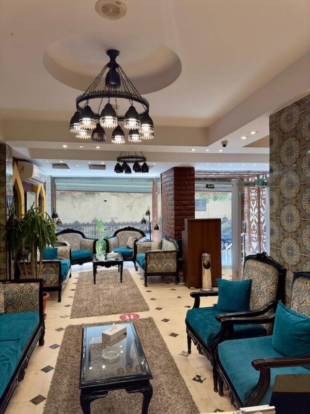 ニュー スター ザマレック ホテル