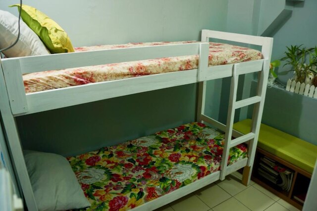 E トランジェント - ホステル