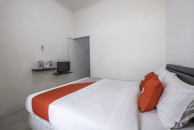 OYO 1717 ウィズマ フィシオ シャリア