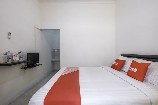 OYO 1717 ウィズマ フィシオ シャリア