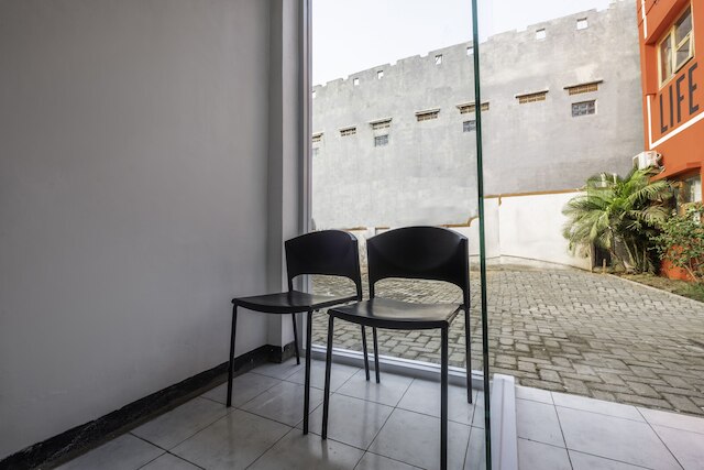 OYO 1717 ウィズマ フィシオ シャリア