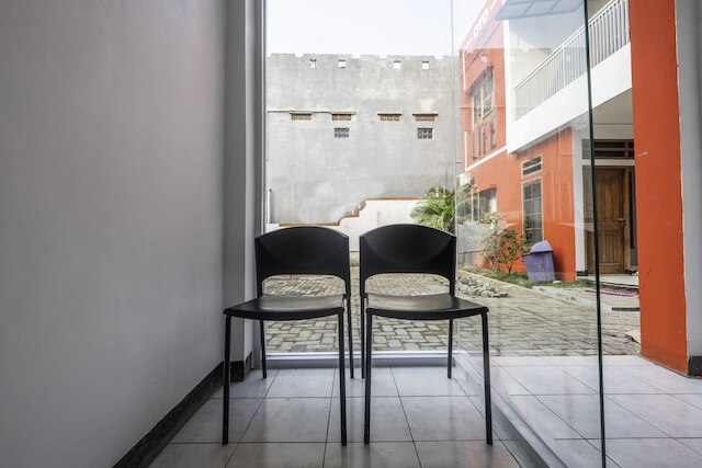 OYO 1717 ウィズマ フィシオ シャリア