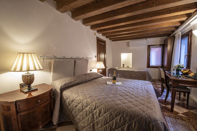 アンゾロ パレス