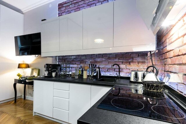 ホーム ファー フローム ホーム