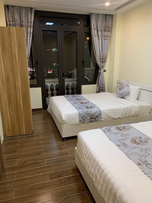 Y プレイス ゲスト ハウス