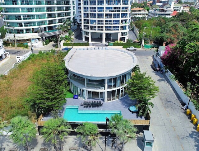 ドージョー プール ヴィラ