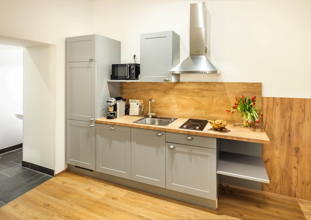 イミーズ アパートメンツ エメラルド