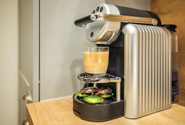 イミーズ アパートメンツ エメラルド