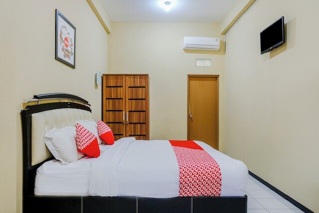 OYO 1342 ウニガマランファミリーレジデンス