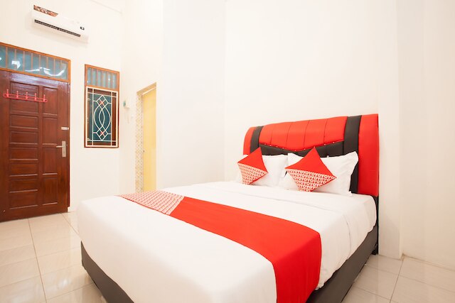 OYO 1978 ポンドック インダー レジデンス