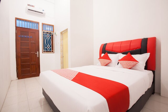 OYO 1978 ポンドック インダー レジデンス