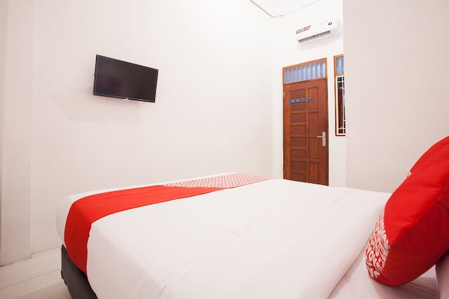 OYO 1978 ポンドック インダー レジデンス