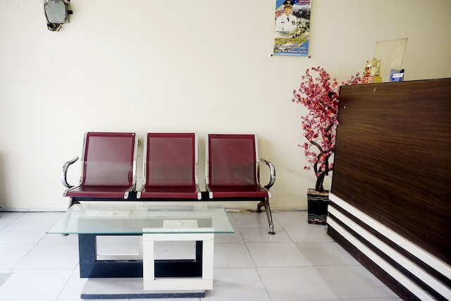 ホテル O ペカンバル ニア モール チプトラ セラヤ フォーマリー ロータス イン