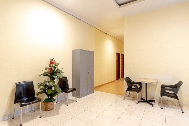 OYO Life 1879 ガミノンインシャリアー