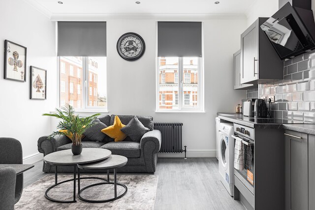 エッジウエア ロード アパートメンツ