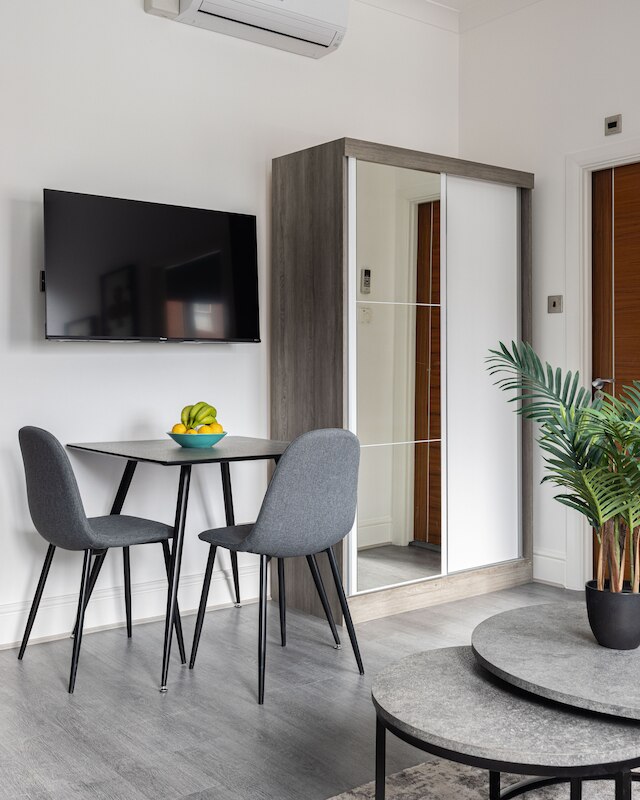 エッジウエア ロード アパートメンツ