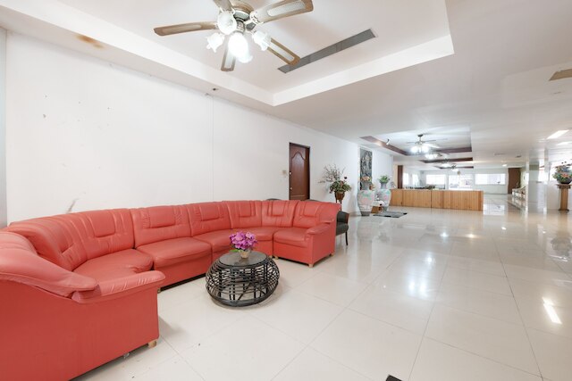 インター プレイス