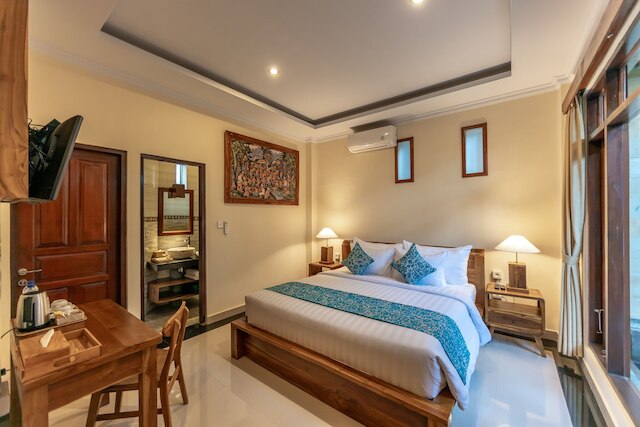 ジュウン マニス