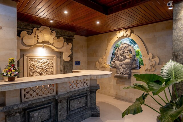 ジュウン マニス