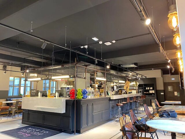 モクシー リール シティ