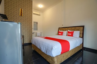 OYO 2036 アフィファ ホームステイ シャリア