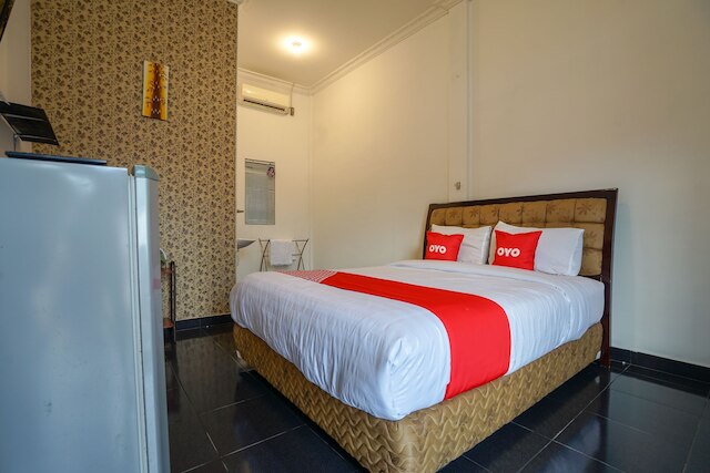 OYO 2036 アフィファ ホームステイ シャリア