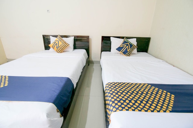 ホテル O グランド アジザ